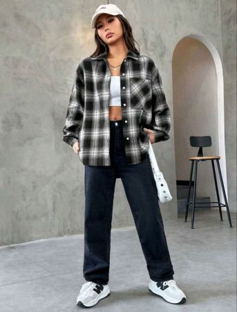 قميص نسائي كاجوال فضفاض من SHEIN EZwear منسوج منقوش