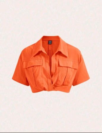 قميص قصير من SHEIN EZwear بجيوب وكتف منسدلة