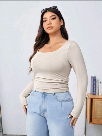 تي شيرت نسائي من SHEIN EZwear محبوك بأكمام طويلة باللون البيج