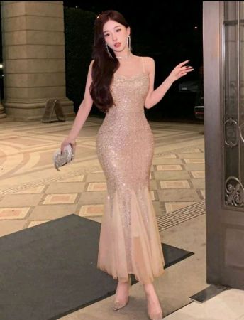 فستان DAZY الأنيق ذو الحافة حورية البحر المزينة بالترتر وحزام السباغيتي، مناسب للصيف وأعياد الميلاد ورأس السنة الجديدة وحفلات التخرج للنساء