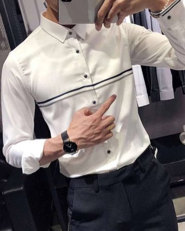 Manfinity Homme قميص عمل رجالي بأزرار وأكمام طويلة، مطبع بخطوط متعددة الألوان و يحتوي على تصميم بلوك اللون الأبيض المناسب للجسم