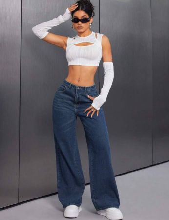 SHEIN EZwear جينز جينز كاجوال متنوع فضفاض مع جيوب وأرجل مرتدية بشكل واسع