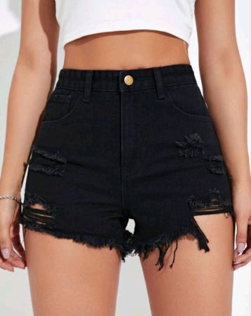 شورت جينز EZwear بخصر عالٍ وحواف ممزقة من SHEIN