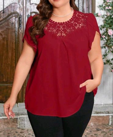 قميص SHEIN Clasi Plus Size نسائي بسيط بأكمام قصيرة مناسب للارتداء اليومي في الصيف