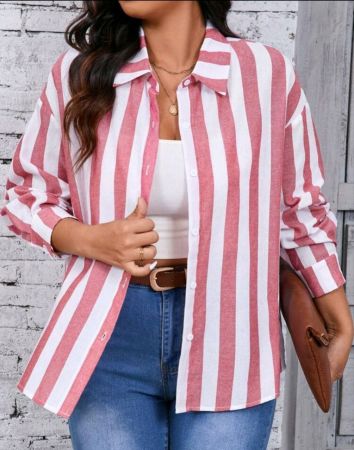 قميص SHEIN LUNE Plus مخطط مطبوع بأزرار أمامية