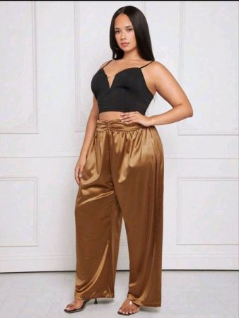 بنطلون SHEIN SXY Plus سادة واسع الساق