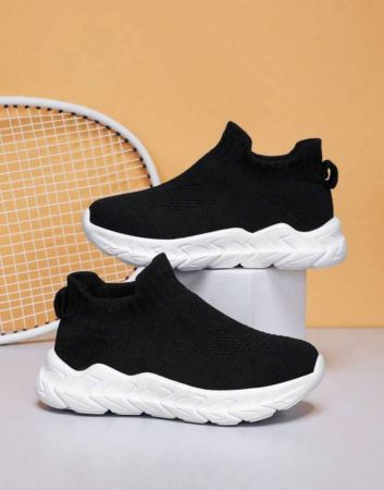 حذاء رياضي مريح وسهل الارتداء للأولاد، أسود