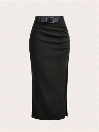 تنورة SHEIN EZwear سادة بفتحة عند الفخذ وحزام ومكشكش، تنورة نسائية أنيقة بحزام ومكشكش وطويلة عند الفخذ وقصّة عادية وخصر منخفض باللون الأسود، مناسبة للربيع/الخريف، مناسبة للعمل/العمل