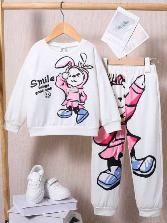 SHEIN زي بنت صغيرة طبعة أرانب لطيفة على الطراز الشارعي العارض 2قطعة