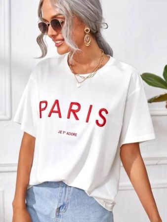 تي شيرت SHEIN Frenchy Letter Embroidery Drop Shoulder Tee