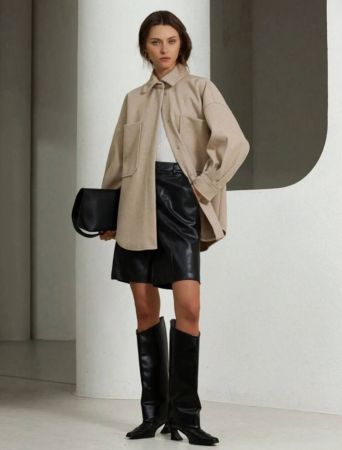 Aveloria معطف خارجي ذو جيب أمامي وأكتاف منخفضة