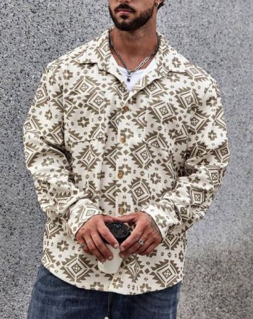 Manfinity Homme جاكيت شكل قميص بطباعة جغرافي شامل أزرار علوية رجال مقاس كبير
