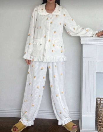 DAZY مجموعة بيجامات مزينة بطبعات زهرية ذات ملمس مخطط، مع طوق مكسر، بطانة من الفليس للخريف والشتاء