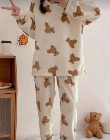 مجموعة نوم شتوية 2 قطعة، بيجامة من الفانيلا مزخرفة بطباعة الدب الصغير، نوم بسيط وأنيق، مجموعة من قطعتين