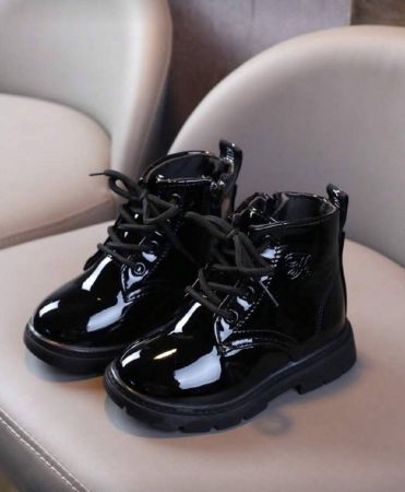 جزمة بوت للولد الصغار رباط امامي جزمة عسكرية مع تصميم